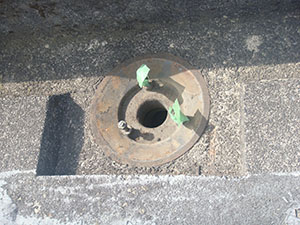 ルーフドレン設置1