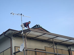 屋根銅板補修作業1